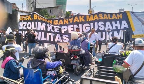 Korban Bumn Istaka Karya Demo Tuntut Pemerintah Bertanggungjawab Utang