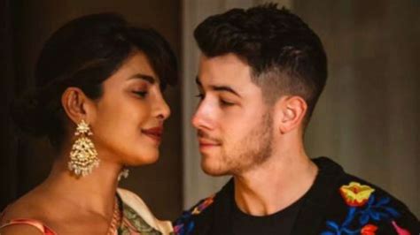 Diwali 2020 Priyanka Chopra Strikes Romantic Pose With Nick Jonas As