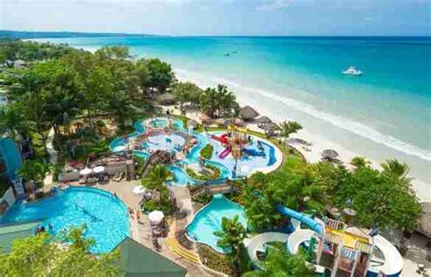 Beaches Resorts: Perfect Destination For Family All Inclusive Vacation