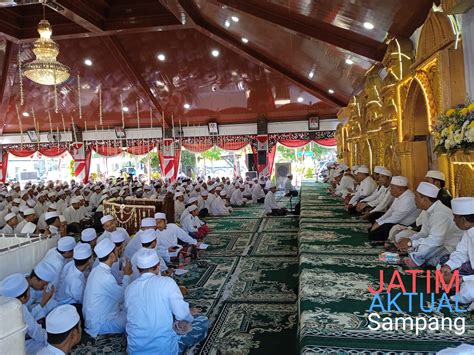 Ribuan Jamaah Al Khidmah Dari Berbagai Daerah Hadiri Pengajian Dan