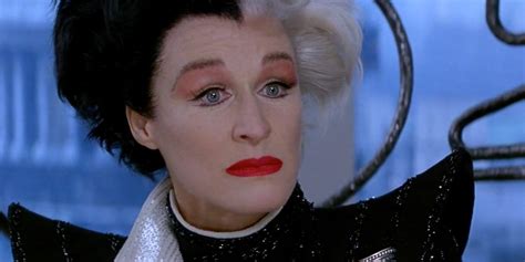 Cruella De Vils Top 10 Moments In The ‘101 Dalmatians Live Action