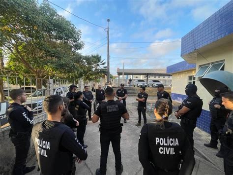 Operação Cerberus prende acusados de tráfico de drogas roubo