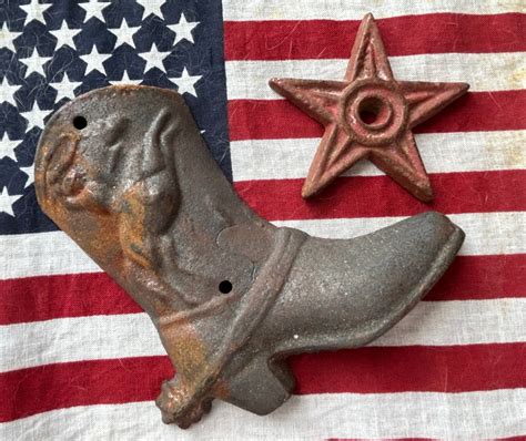 Vintage Cast Iron Cowboy Boot And Star Set Vintage Americana