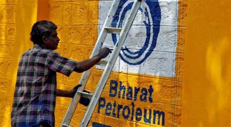 Bpcl In Talks With Rosneft To Buy Oil Priced On Dubai Benchmark Report