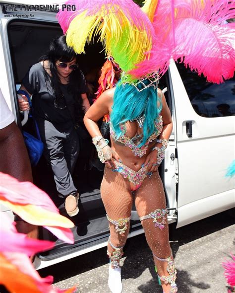 Rihanna Sexy In Carnival Look Expsoed Her Tits And Ass Photos