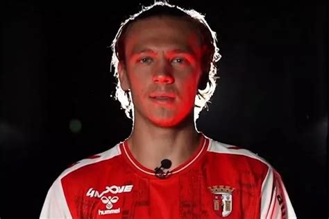 Be Ikta Serdar Saat I Nin Braga Ya Transfer Oldu Unu Duyurdu