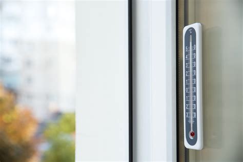 Should You Open Windows In Hot Weather Sci Windows