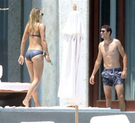 MARIA SHARAPOVA In Bikini At A Pool In Cabo San Lucas HawtCelebs
