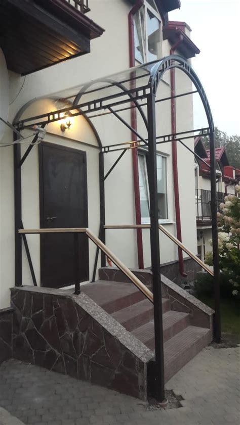 Навесы над крыльцом из поликарбоната или из стального листа ...