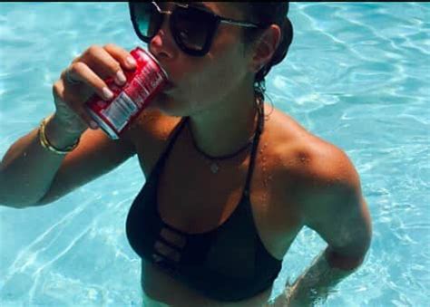 Hot Sexy New Naomi Biden Bikini Pics