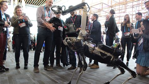 Watch: These Boston Dynamics robots run and navigate by themselves