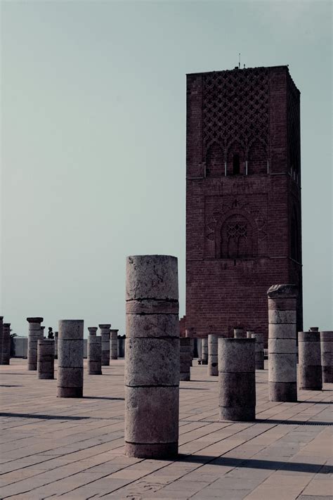 Public Square Beside a Mausoleum · Free Stock Photo