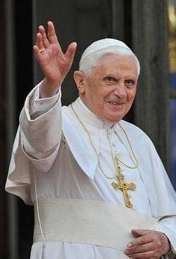 Pin By Bruno On Pontefici Santi Beati E Preghiere Pope Benedict Xvi