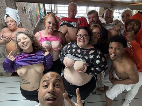 Saucy Porn Videos XHamster