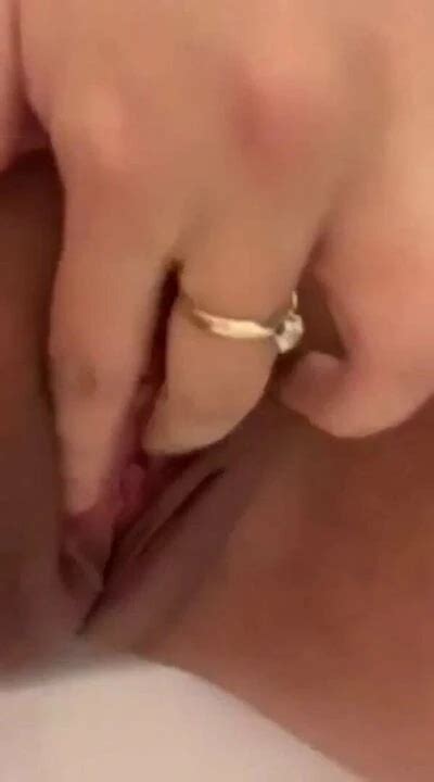 Delikatnie Pod Prysznicem Polish Fingering Fingering Porn Xhamster