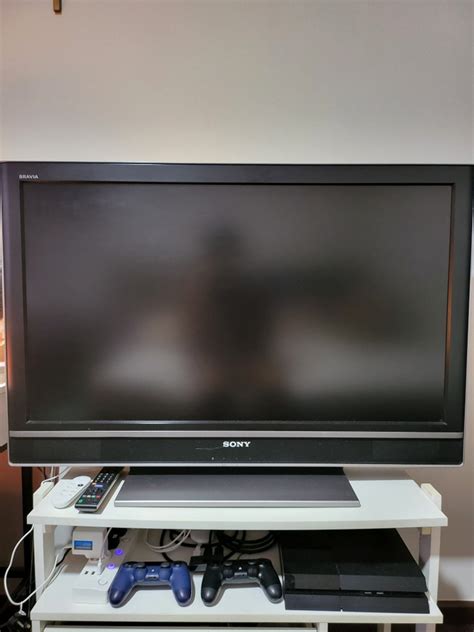 Sony Bravia 40" TV, TV & Home Appliances, TV & Entertainment, TV on ...