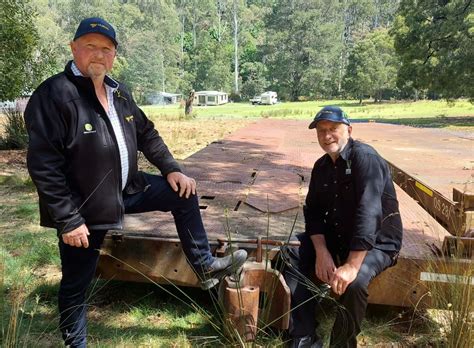 Tasmanian wildlife park building bridges with old train wagons after ...