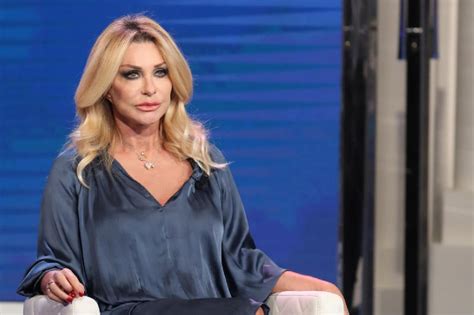 Paola Ferrari attacca Diletta Leotta Io so chi è il suo vero