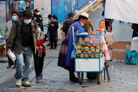 La informalidad un mal crónico que creció en América Latina con la pandemia Infobae