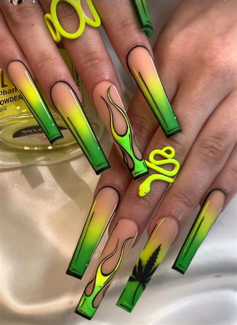 Unique Acrylic Nails Halloween Acrylic Nails Acrylic Nails Coffin Pink Nude Nails Coffin