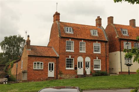 7 11 Market Place Richard Croft Cc By Sa 2 0 Geograph Britain