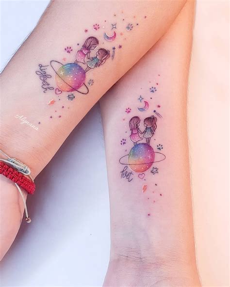 Alynana on Instagram Mamá e hija Amo hacer planetas minitattoo