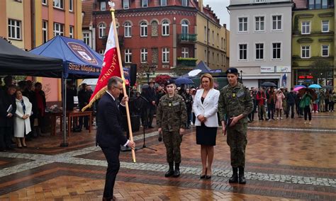 Uroczyste Przekazanie Sztandaru I Nadanie Imienia Bzdz Chojnice