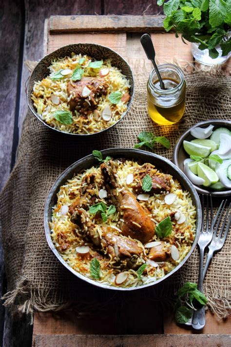 AWADHI MURG BIRYANI – अवधी मुर्ग बिरयानी (Awadhi Chicken Biryani ...