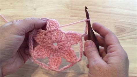 FATW 2018 Week 13 Round 3 4 Revised Pattern Library Pattern Crochet