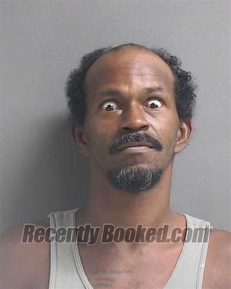 Recent Booking Mugshot For MARLON DEWAYNE WHITE In Volusia County