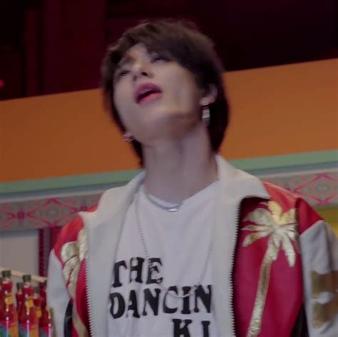 Jeno Nct Dream Lq Icon Hot Sauce Mv Behind Samoyed Jeno Nct