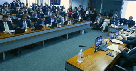 Ccj Do Senado Aprova Pec Que Permite Comércio De Plasma Humano Migalhas