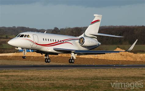 Falcon 2000EX VQ BIJ Landing Runway 26 Luton C N 214 Paul K Ferry