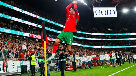 Invaller Ronaldo Helpt Portugal Aan Zege Tiental Spanje Wint In