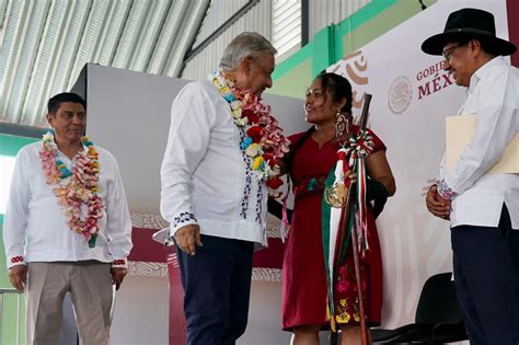 Inauguración Del Camino Rural Coatecas Altas San Juan Lachigalla