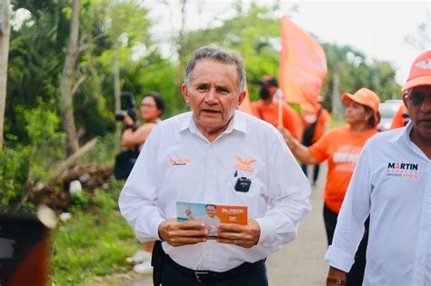 Se compromete el Dr Pech a abrir un hospital de especialidades en José