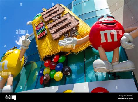 Las Vegas Nevada Usa May 11 2019 Mandms World Store Front Display