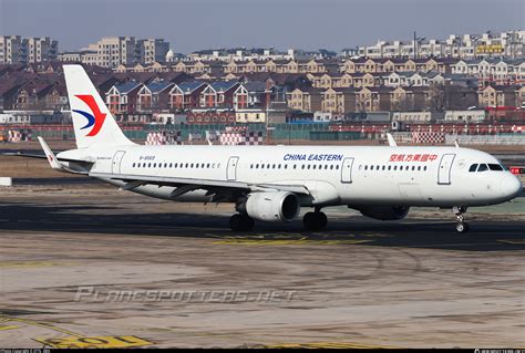 B China Eastern Airlines Airbus A Wl Photo By Zytl Zkh