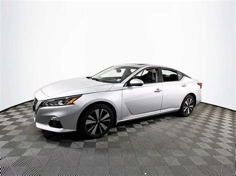 Certified Pre Owned Nissan Altima Sl Dr Car In Toms River