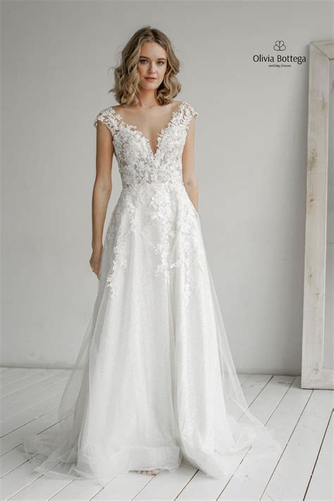 Floral Lace Modern Elegant Wedding Dress Enn By Olivia Bottega