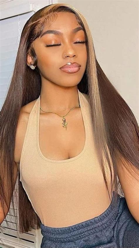 Skunk Stripe Brown Hair With Blonde Hair In Front It S Fall Color Right Dyed Hair