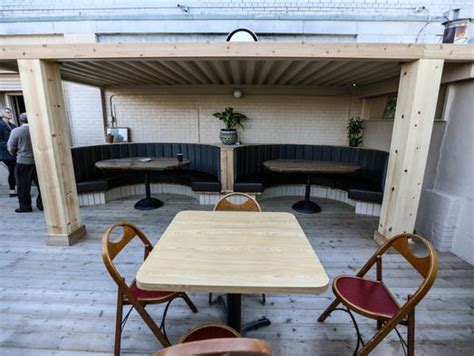 The Schvitz: Detroit bathhouse with steamy past ready to reopen