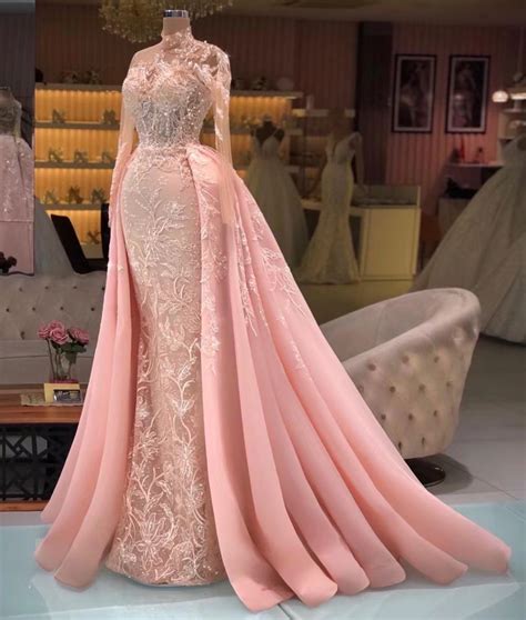 Extravagant Prom Dresses