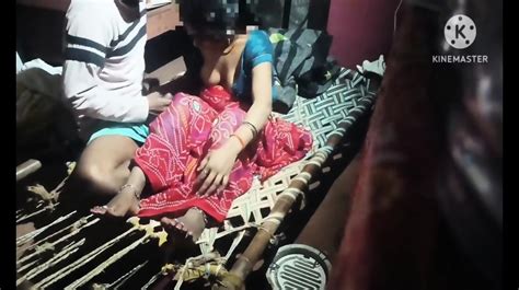 Hot Sexy Padosan Bhabhi Ke Sath Raat Main Romance Hindi