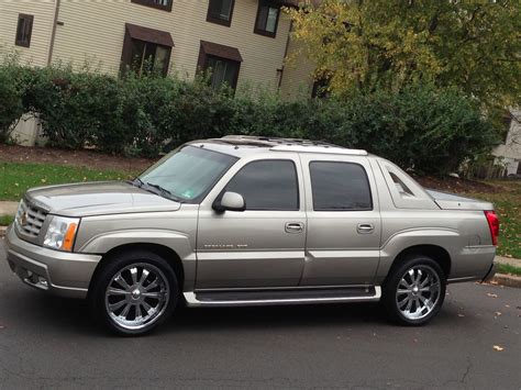 2002 Cadillac Escalade Ext Pictures Cargurus