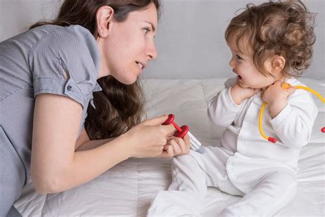 Nasenbluten Bei Kindern Ursachen Und Erste Hilfe Eltern De