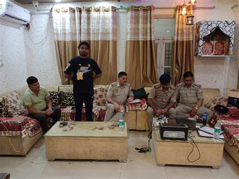 Kangra Noorpur Hotel RD Sex Racket Raid कगड क नरपर म सकस रकट क भडफड हटल