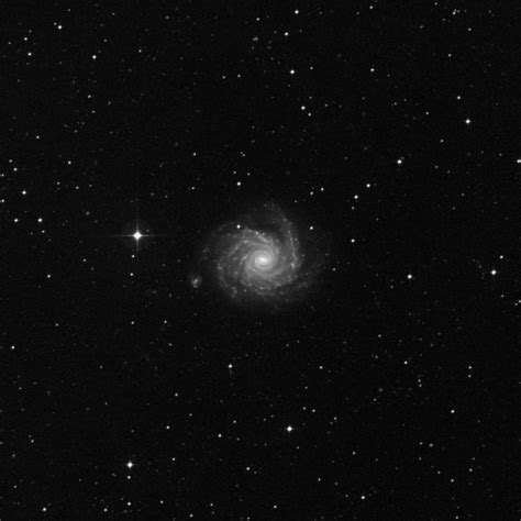 NGC 1232 - Intermediate Spiral Galaxy in Eridanus | TheSkyLive.com