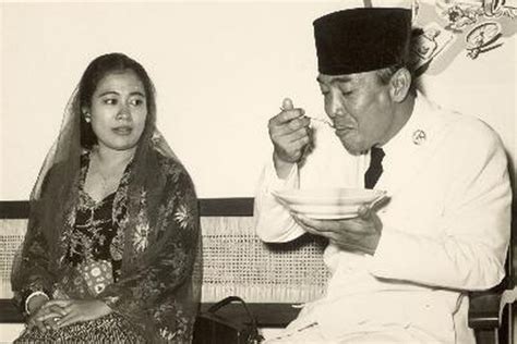 Profil Ibu Fatmawati Soekarno Dan Kisahnya Menjahit Sang Merah Putih