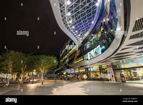 Plaza Singapura Stock Photo - Alamy